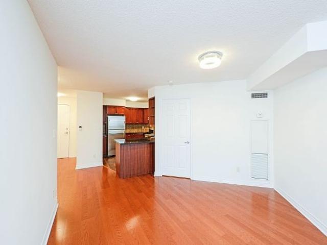 1707 - 3880 Duke Of York Blvd