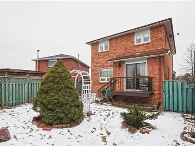 3 Ecclestone Dr