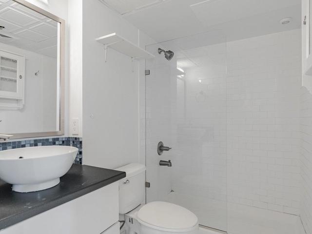 106 - 2154 Dundas St W