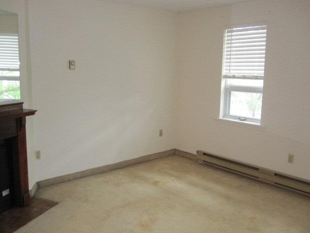 11 - 2373 Bloor St W