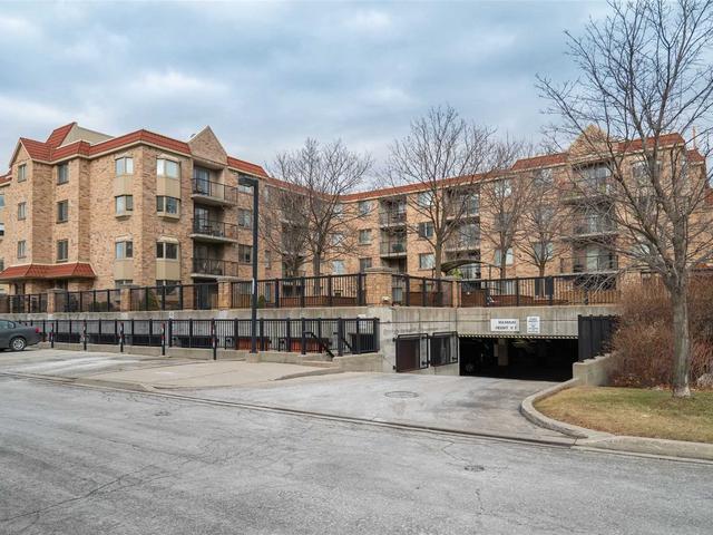 3499 Upper Middle Rd, Unit #211