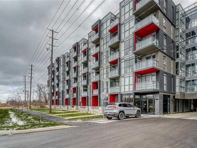 5240 Dundas St, Unit B416