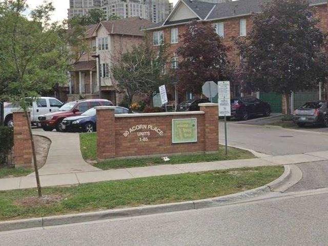 80 Acorn Pl, Unit 24 photo #1