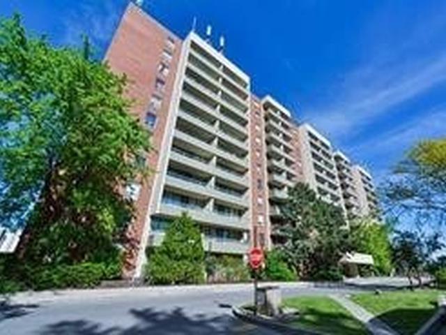 1111 - 1 Four Winds Dr photo #1