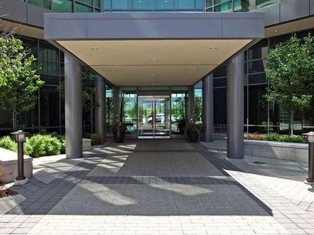 511 - 215 Sherway Gardens Rd