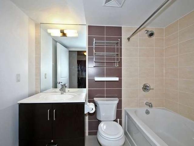 511 - 215 Sherway Gardens Rd