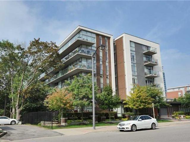 70 Port St E, Unit 608