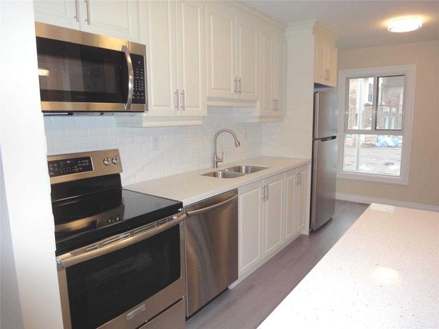 4 Fleetwood Cres