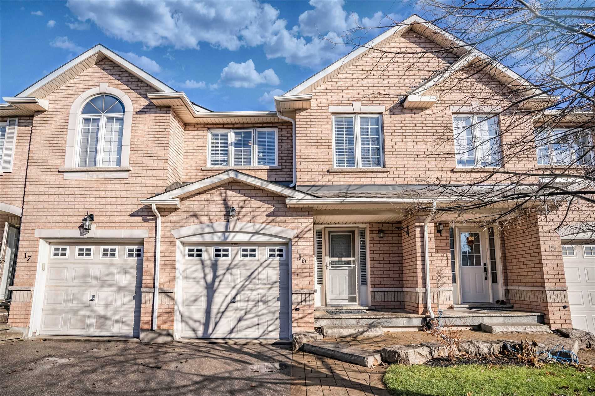 16 1551 Reeves Gate, Oakville Sold, W4669025 Condos.ca