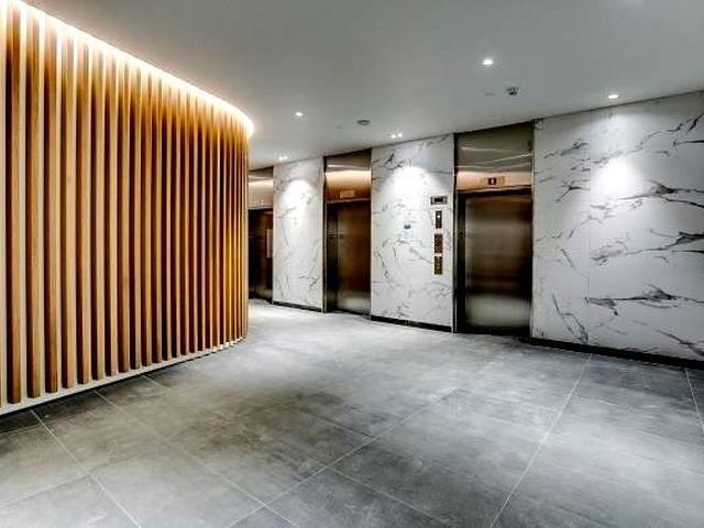 915 - 160 Flemington Rd