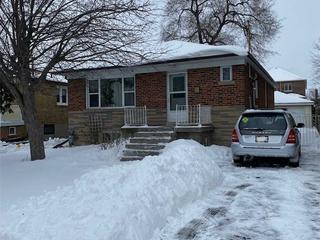 7 Macleod St
