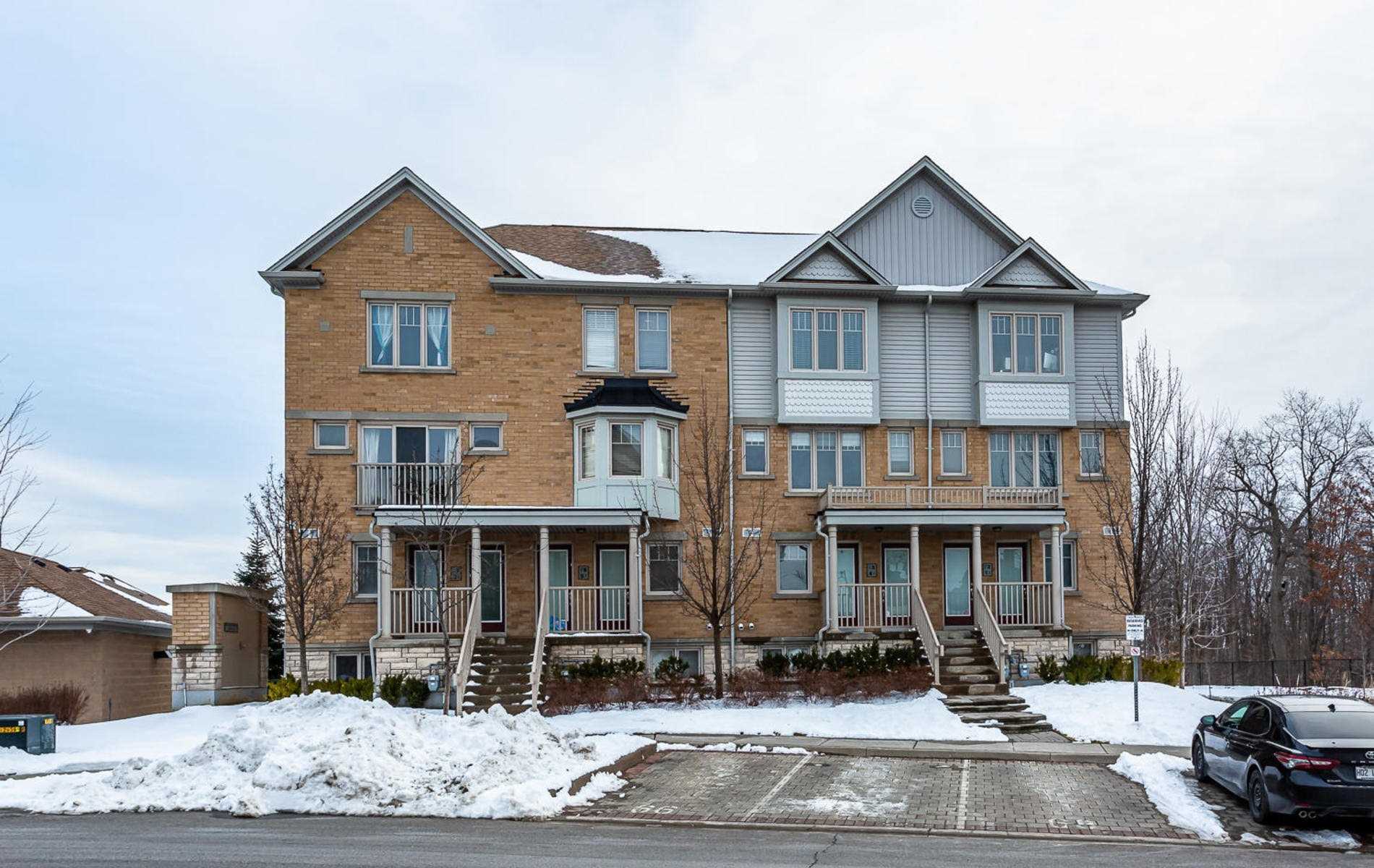 8 5585 Oscar Peterson Blvd, Mississauga Leased, W4676472 Condos.ca