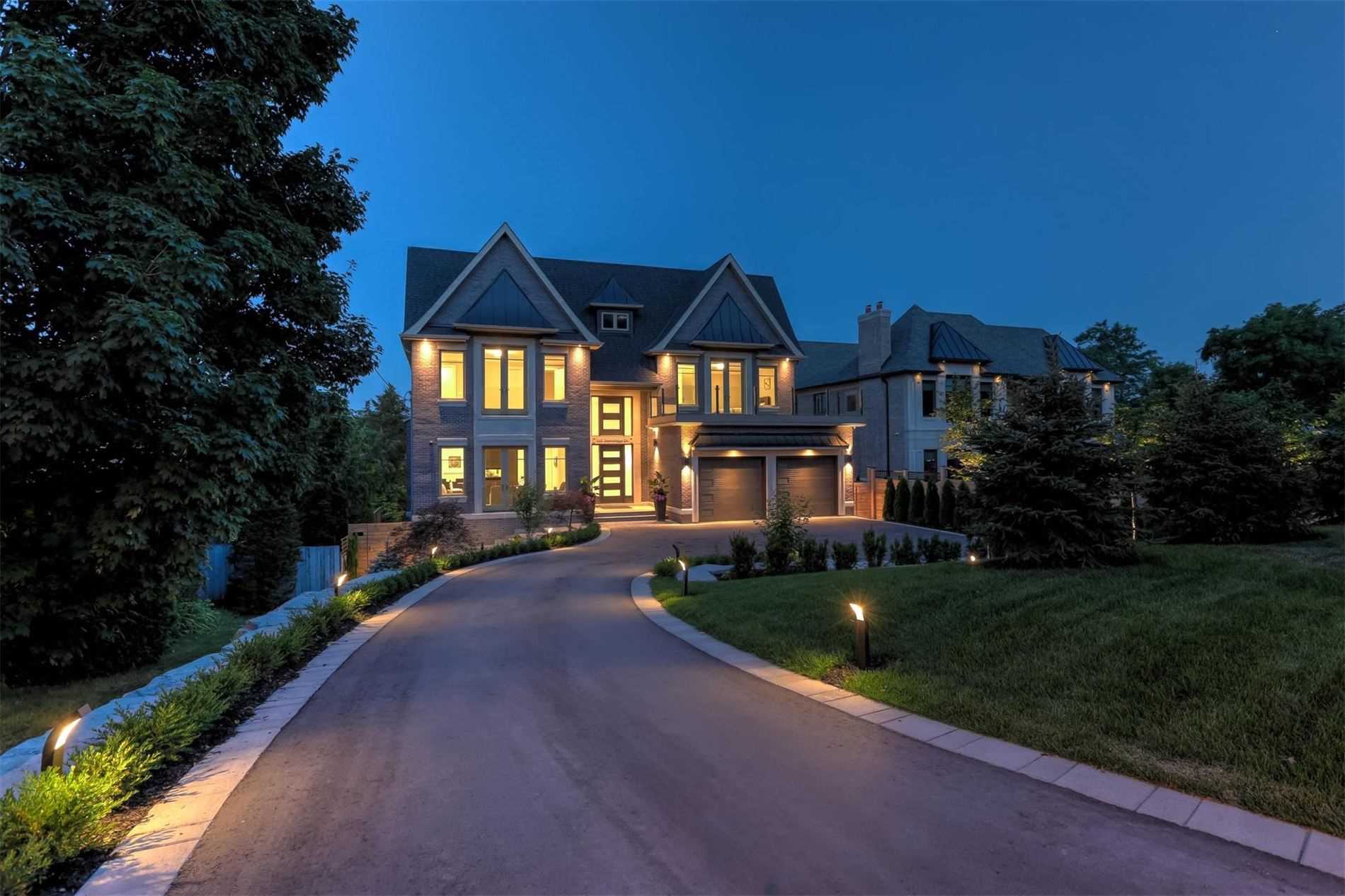 185 Edenbridge Dr, Etobicoke | Sold, W4677067 | MrLOFT.ca