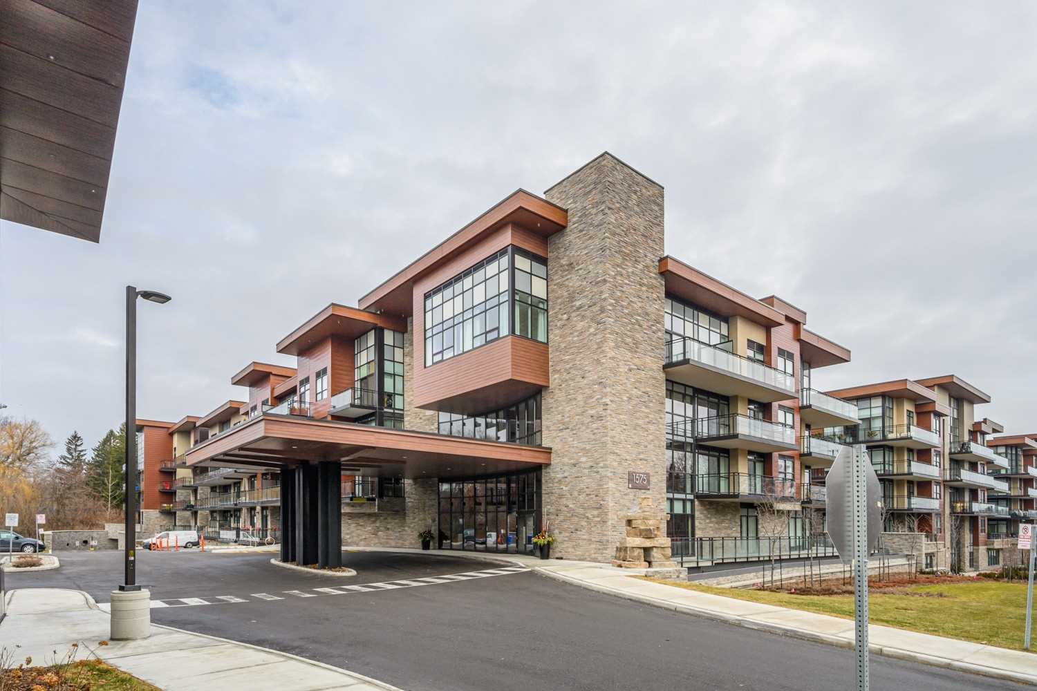 401 1575 Lakeshore Rd W, Mississauga Terminated, W4678299 Condos.ca