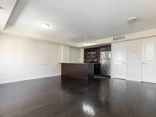 242 - 12 Foundry Ave