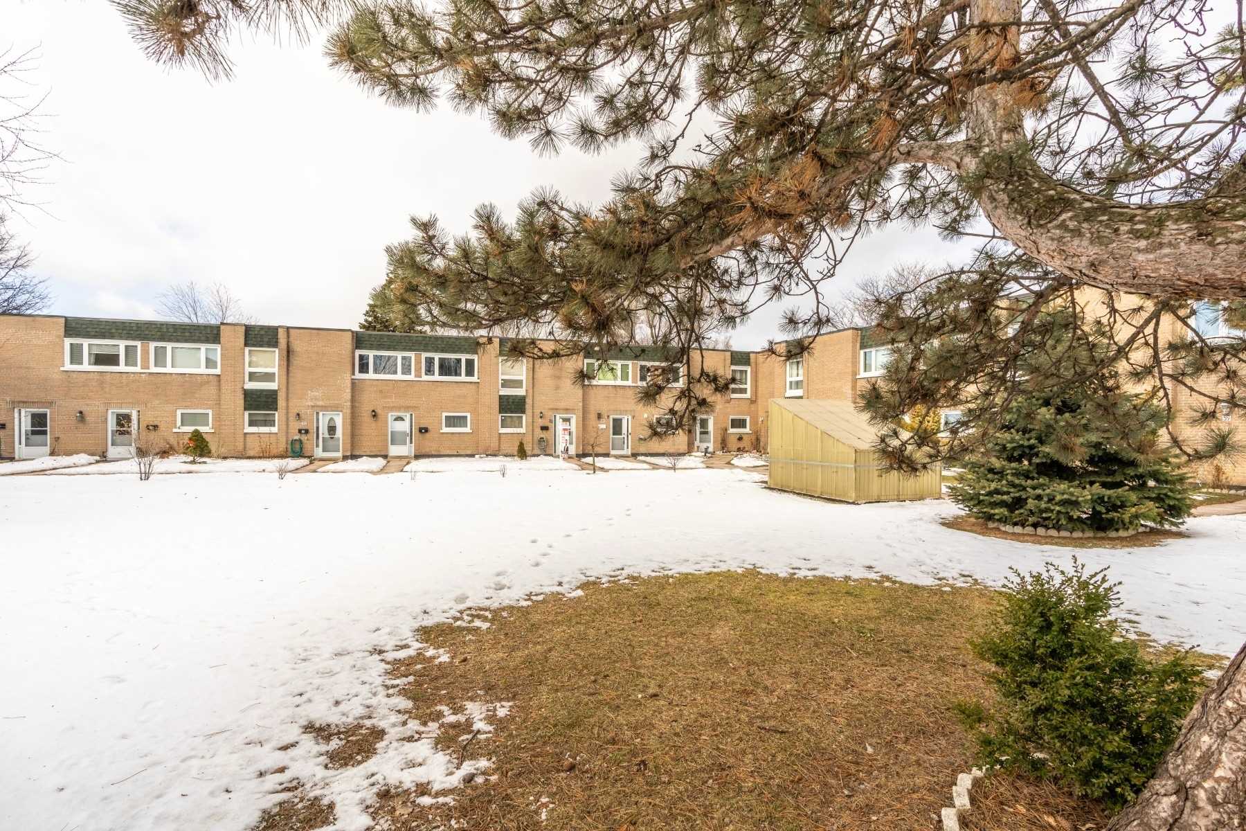 33 3690 Keele St, North York Sold, W4697469 Condos.ca