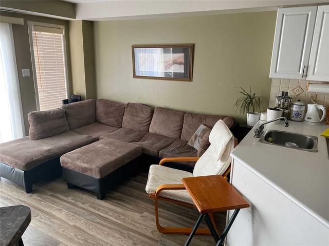 113 Quarry Edge Dr