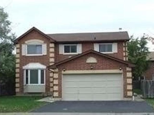 29 Torrance Woods Rd, Unit Upper