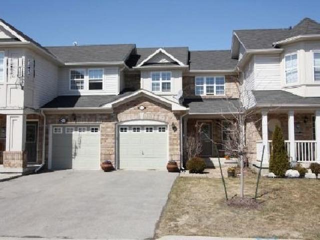 1153 Riddell Cres