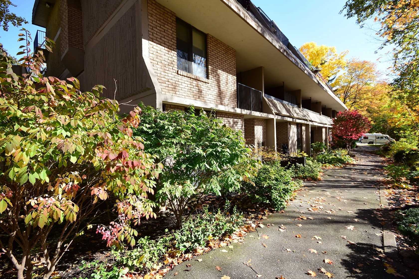 1330 Mississauga Valley Blvd, Mississauga Terminated, W4713646