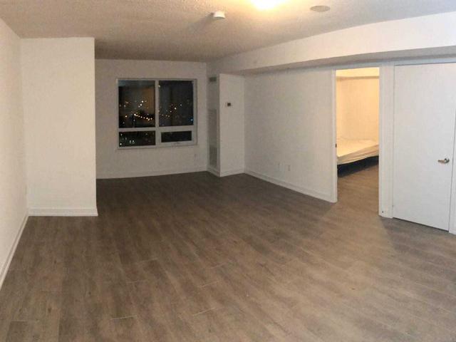 1904 - 1410 Dupont St