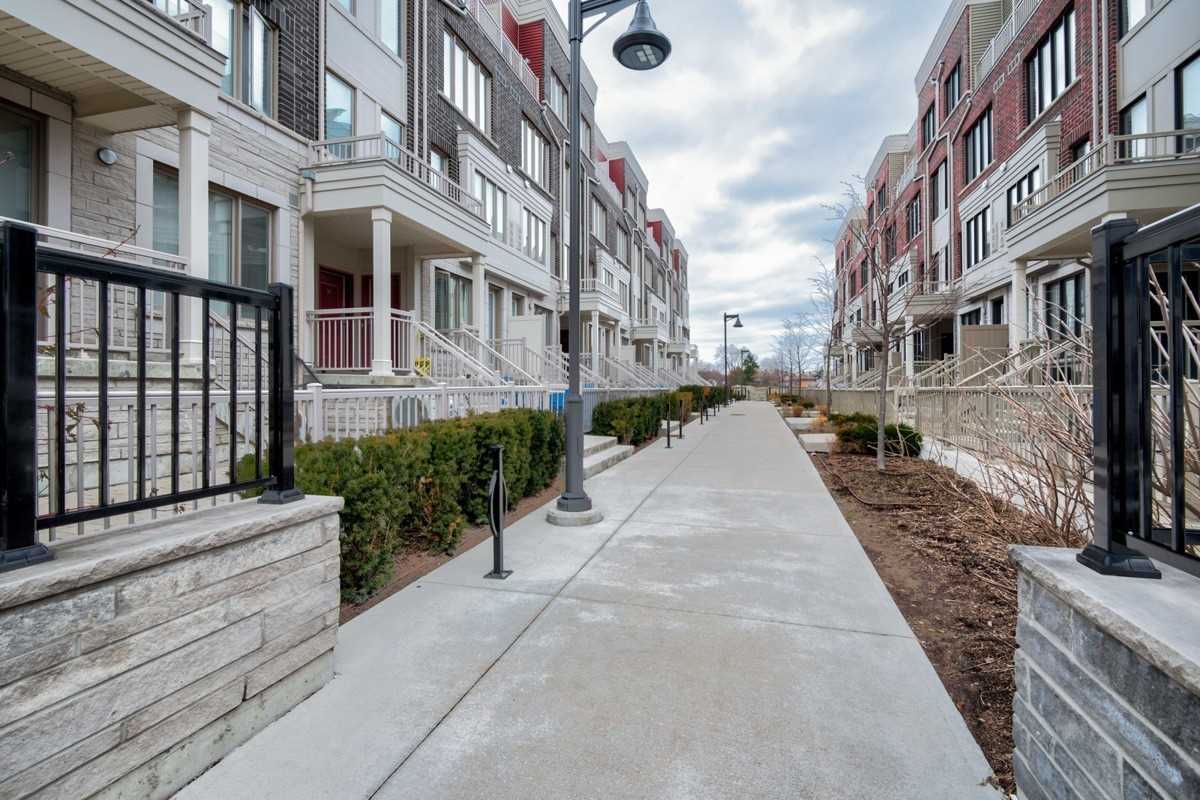 35 125 Long Branch Ave, Etobicoke Terminated, W4722762 Condos.ca