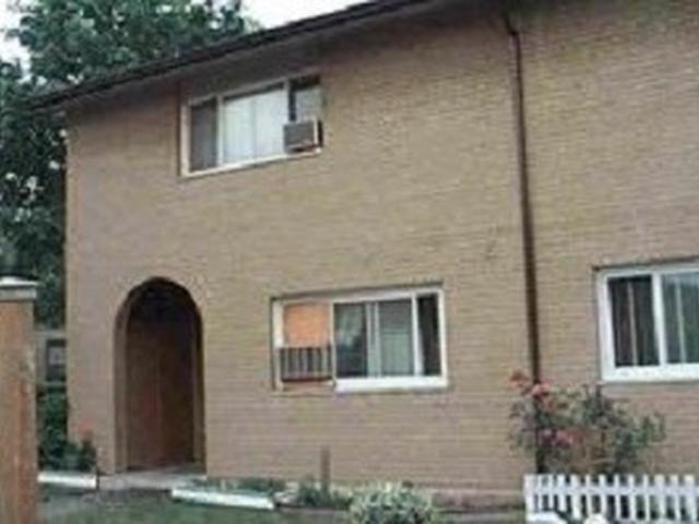 112 - 18 London Green Crt