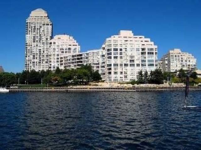 2269 Lake Shore Blvd W, Unit 801