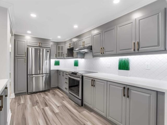 1505 - 234 Albion Rd