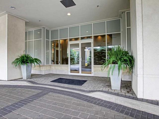 1104 - 3865 Lake Shore Blvd W