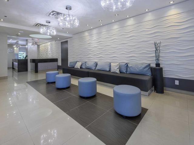 1104 - 3865 Lake Shore Blvd W