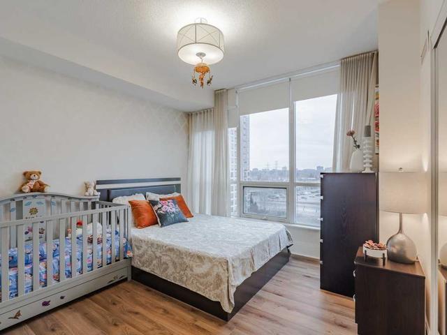 807 - 15 Viking Lane