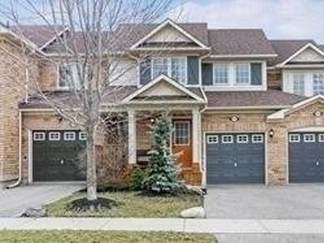 2452 Baintree Cres