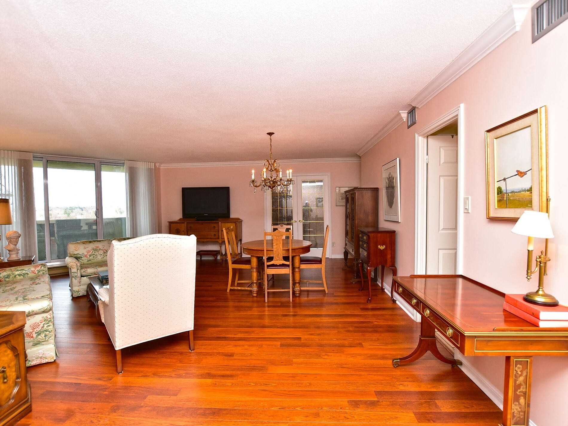 906 95 La Rose Ave, Etobicoke Sold, W4748087 Condos.ca