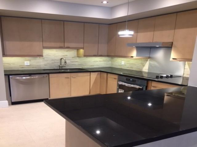 4604 - 1 Palace Pier  Crt