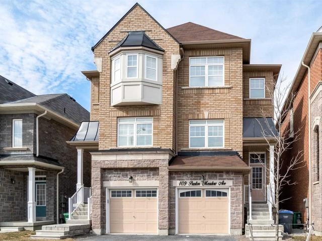 109 Preston Meadow Ave