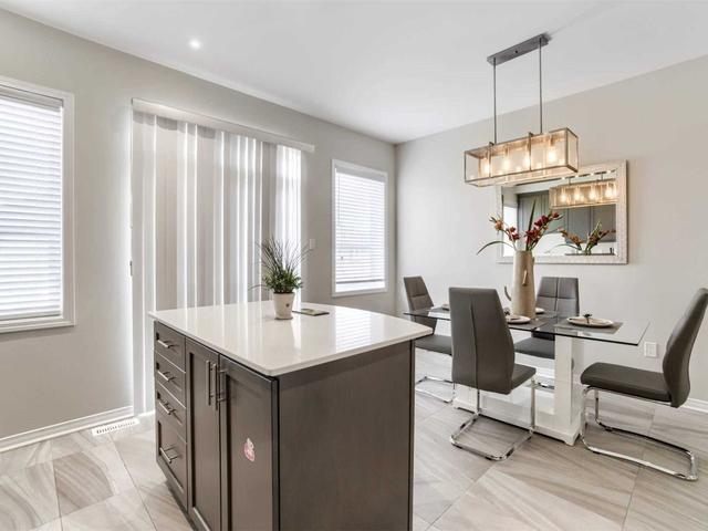 109 Preston Meadow Ave