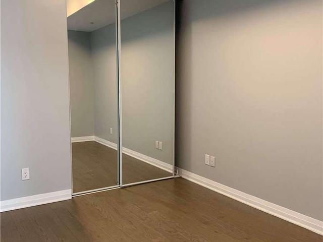 B-606 - 60 Annie Craig Dr