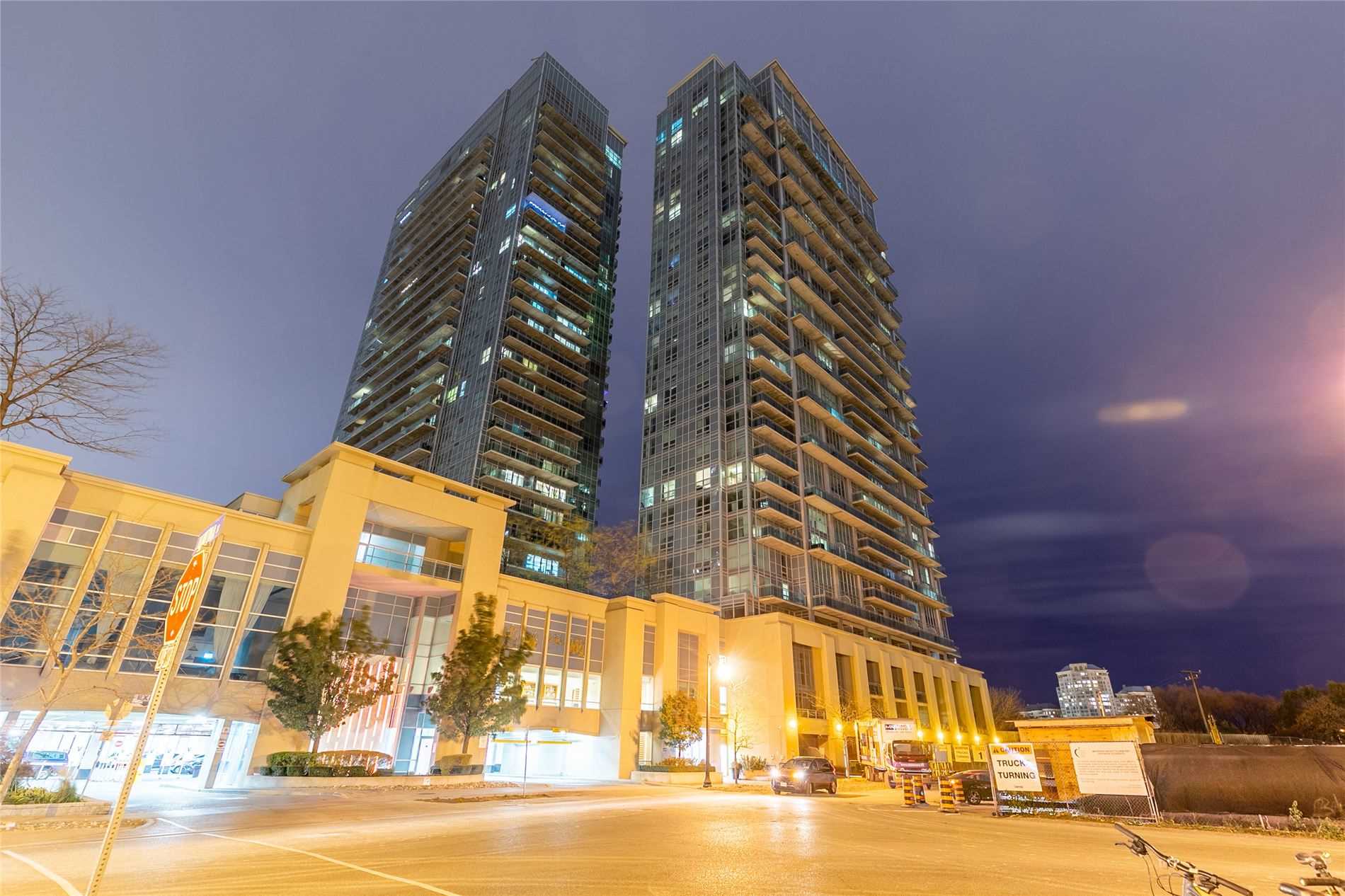 2633 165 Legion Rd N, Etobicoke