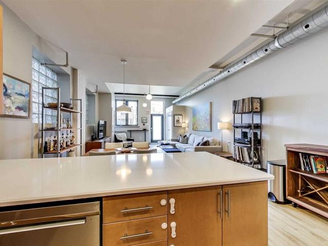 103 - 99 Chandos Ave