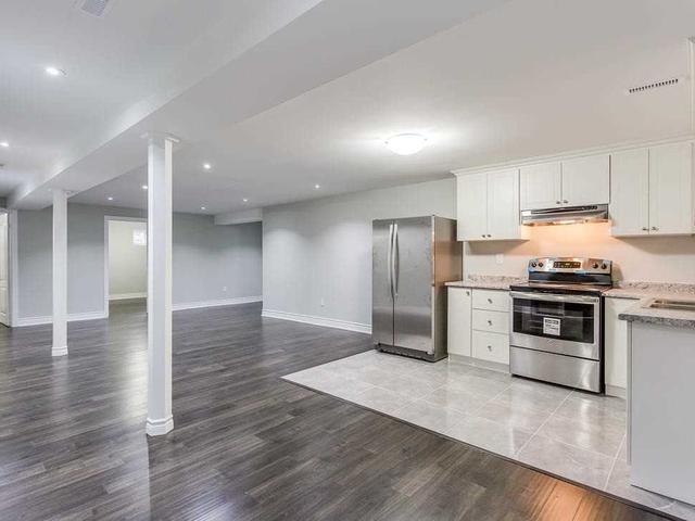 38 Durham - Bsmt Cres