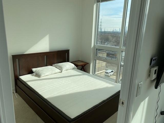 411 - 20 Thomas Riley Rd