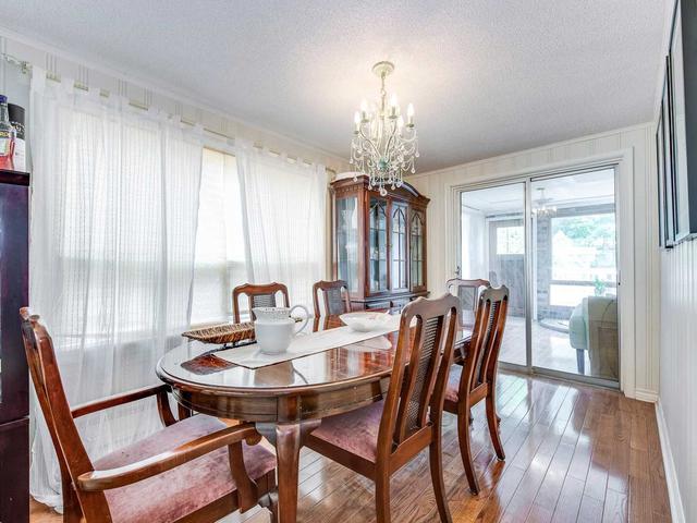 44 Pelmo Cres