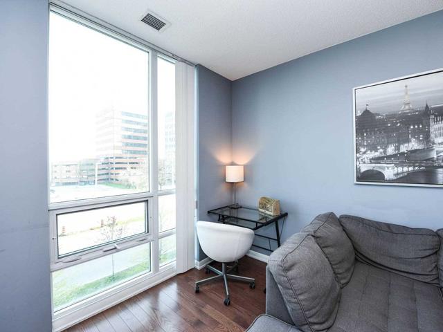 302 - 215 Sherway Gardens Rd