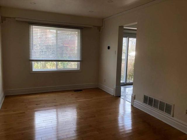 1538 Cuthbert Ave
