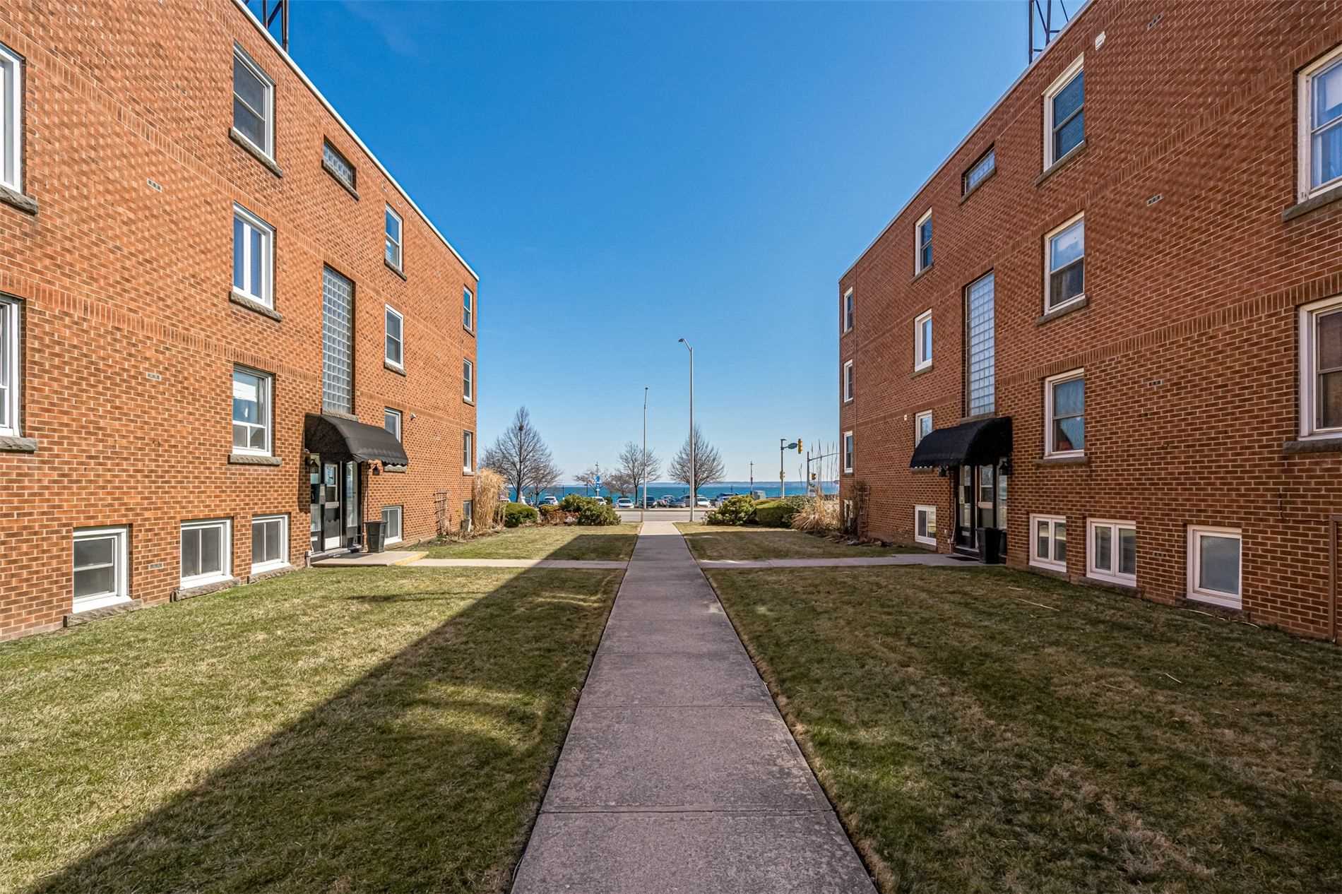 8 1351 Lakeshore Rd, Burlington Sold, W4770973 Condos.ca