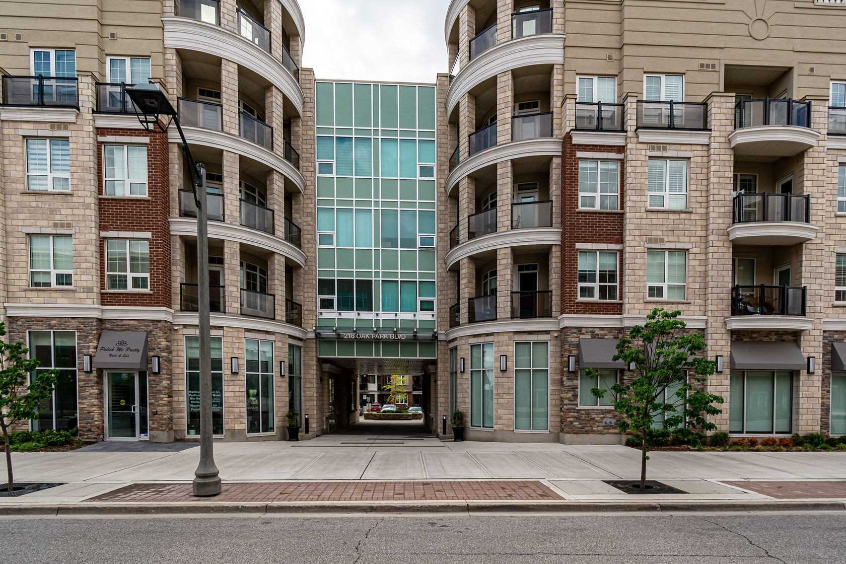 210 216 Oak Park Blvd, Oakville Terminated, W4776085 Condos.ca