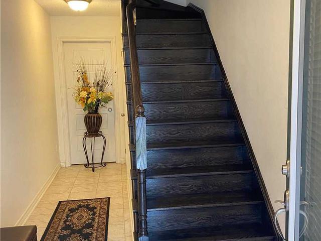 4 Botanical Ave