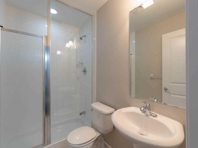 1504 - 385 Prince Of Wales Dr