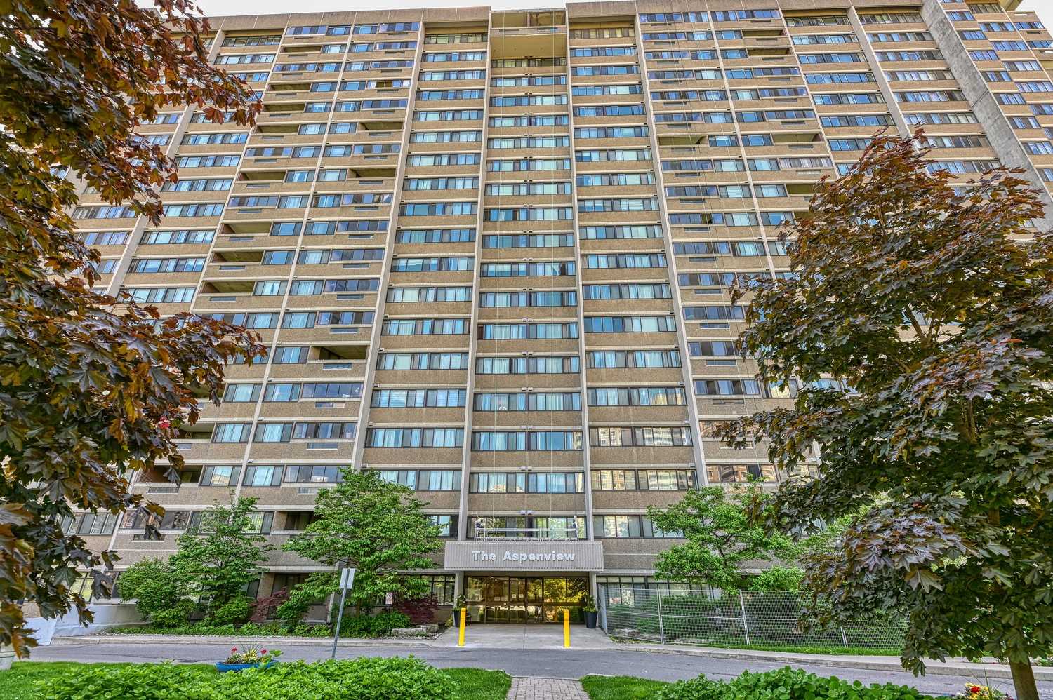 1710 50 Elm Dr E, Mississauga Sold, W4783387 Condos.ca